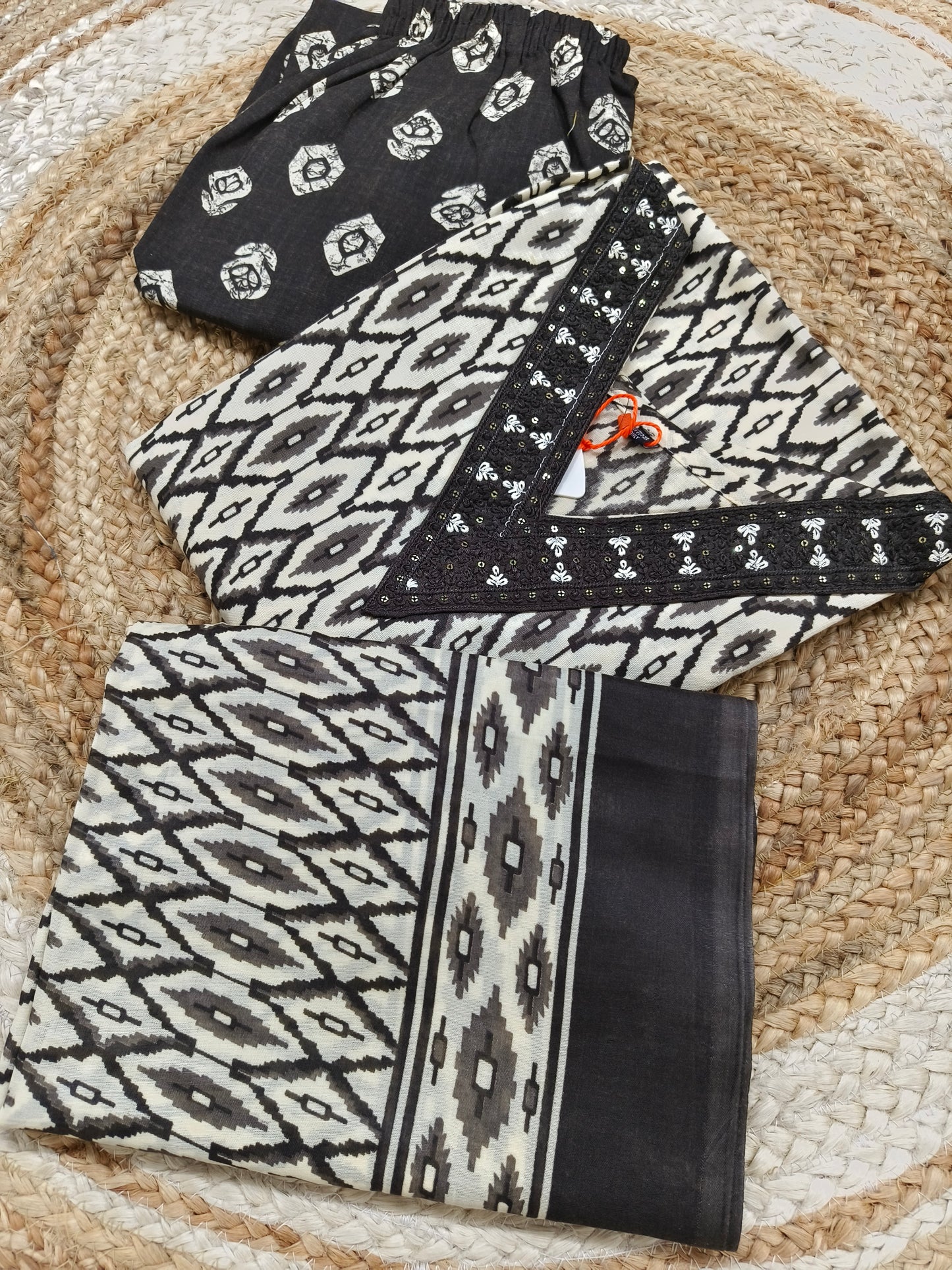 White with grey Cotton sets with duppatta