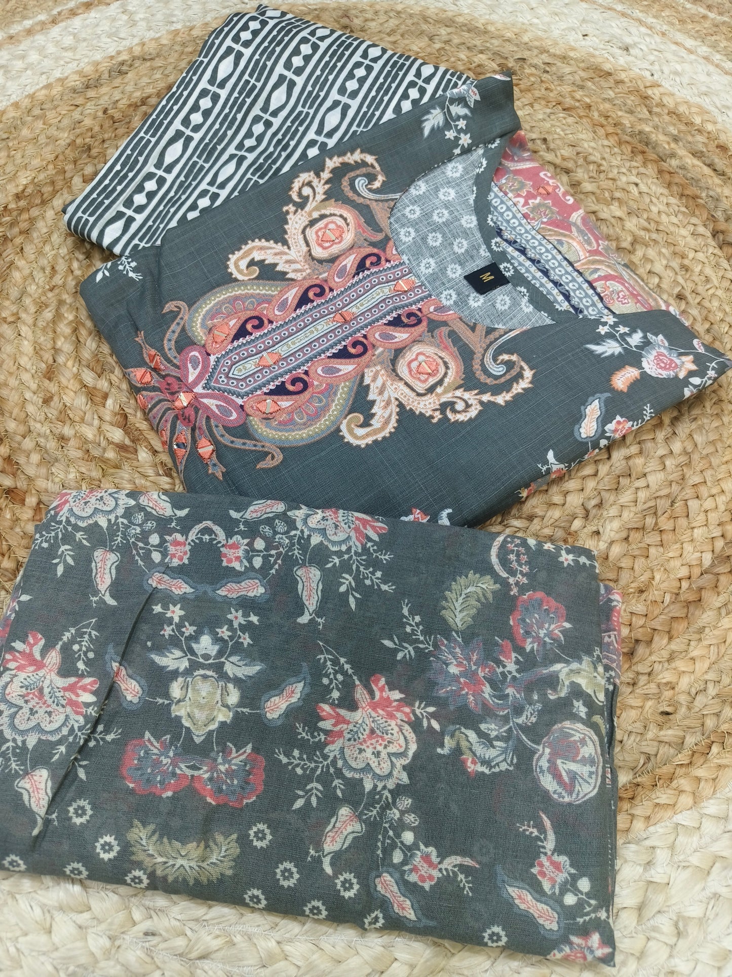 Gray cotton sets with duppatta