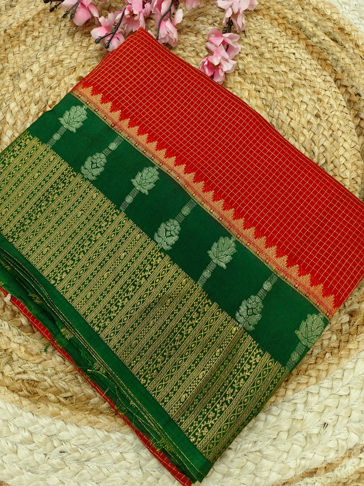 Red With Green Elegant viscose silk saree