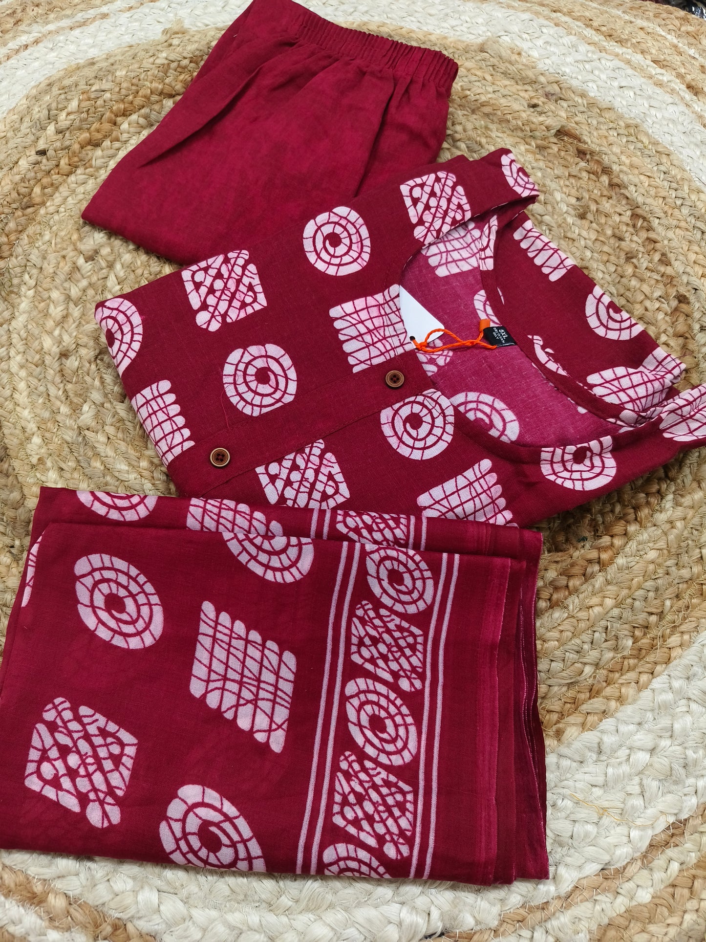 Maroon Cotton sets with duppatta
