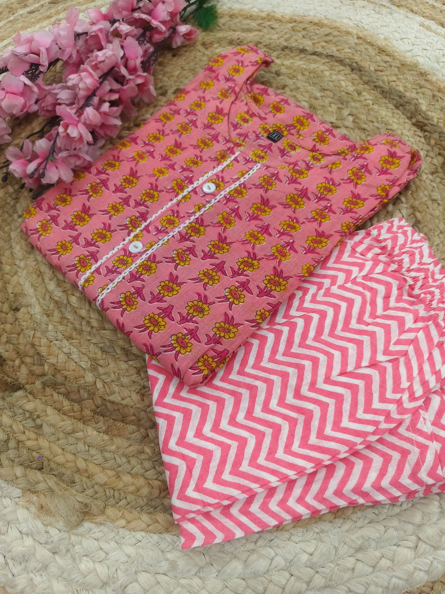Pink cotton top & bottom (M)