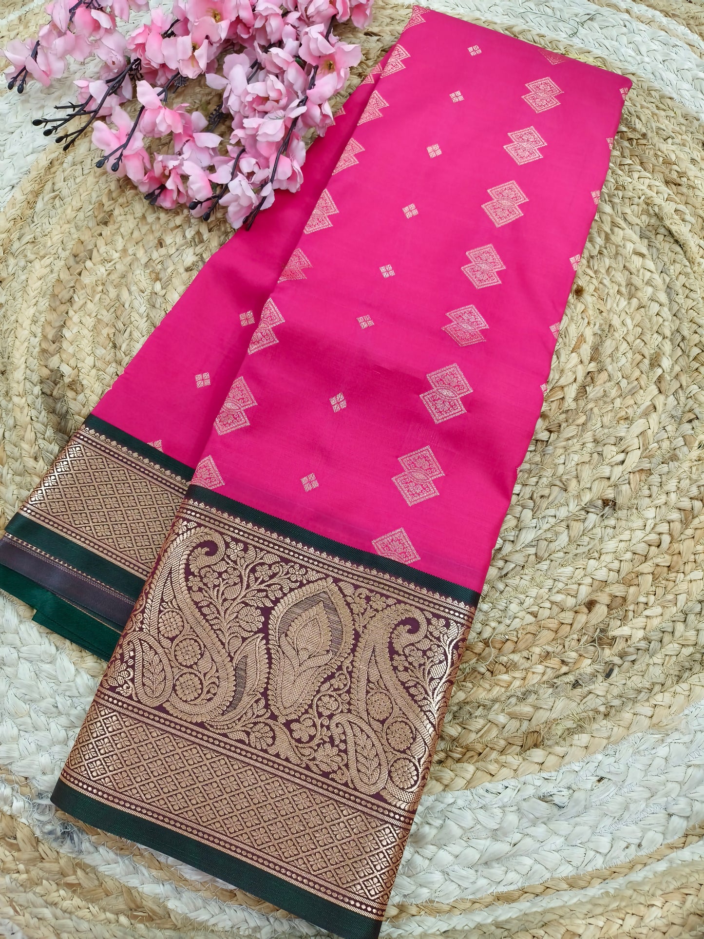 Rani pink with Green Elegant soft semi kanjivaram silk saree