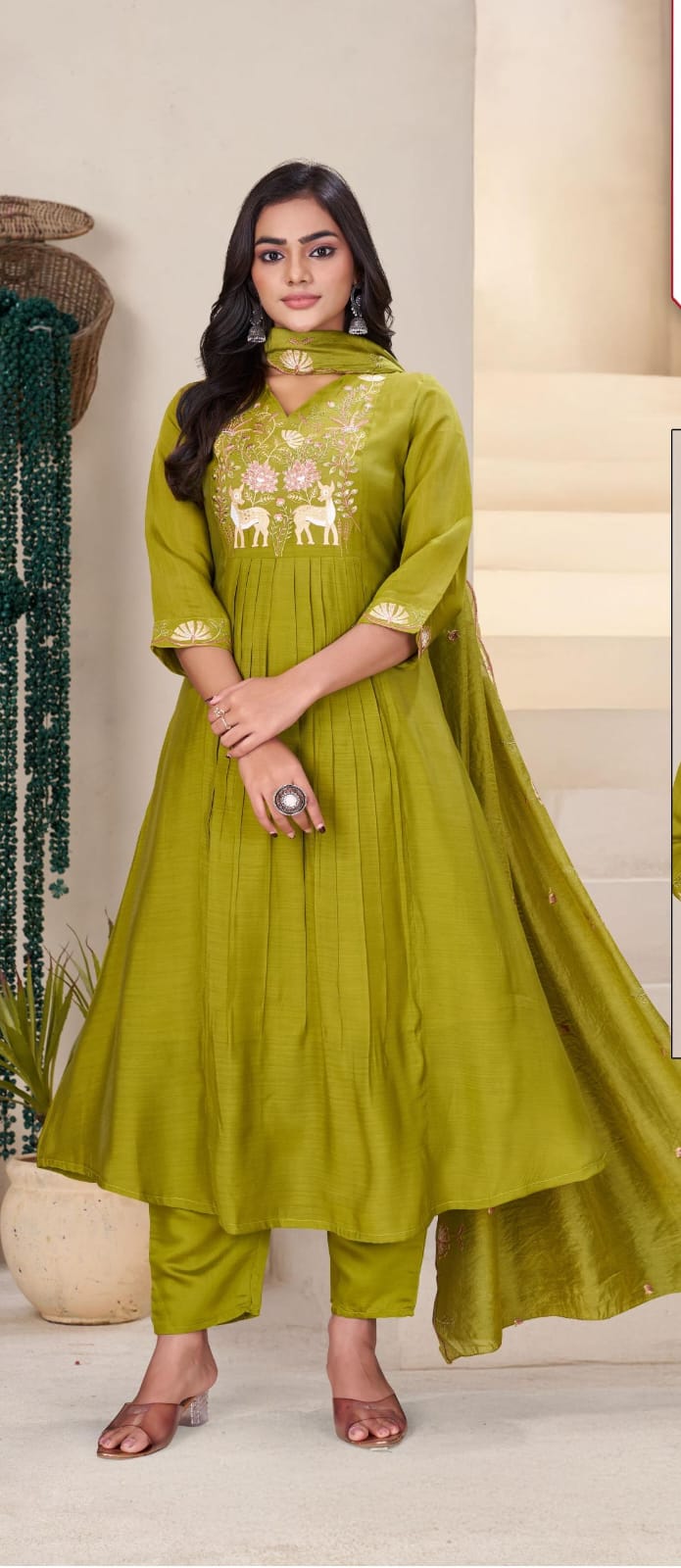 Green Eelgent designer suits