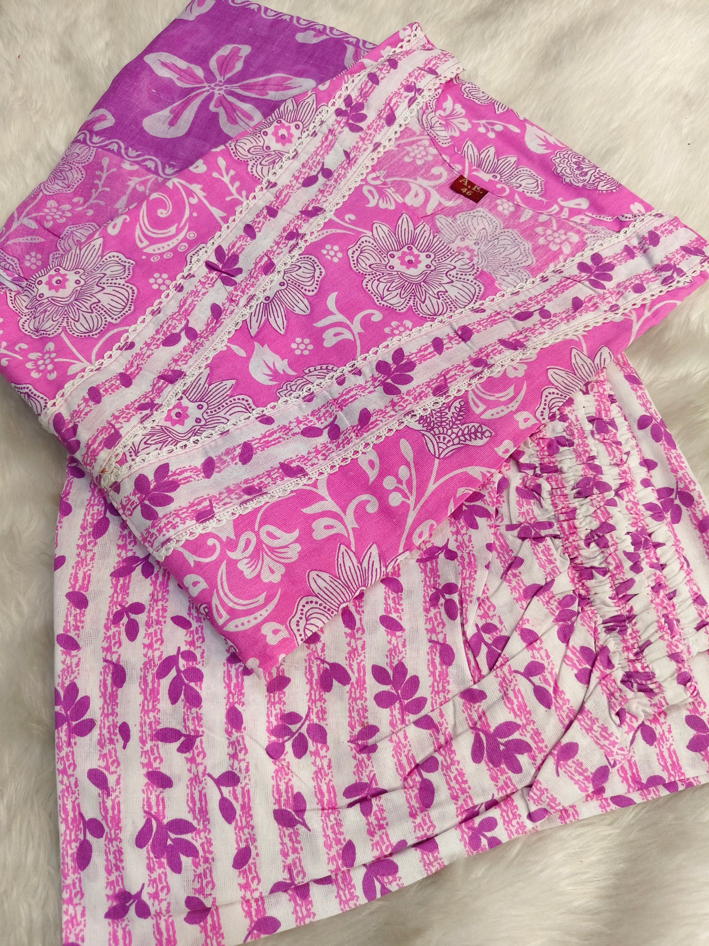 Pink cotton suits