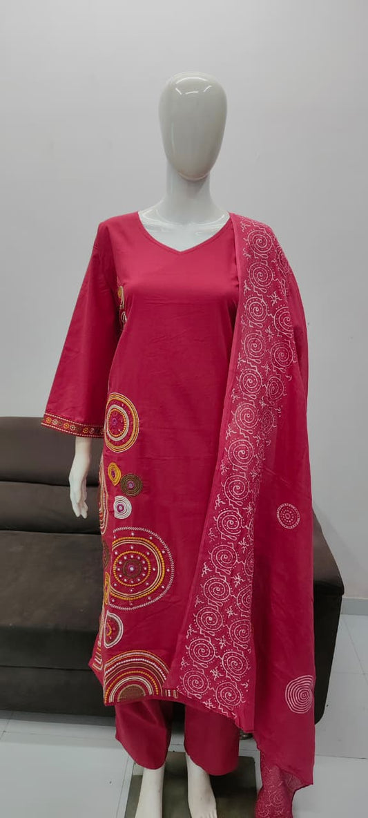 Pink Eelgent Pure cotton side cut suits