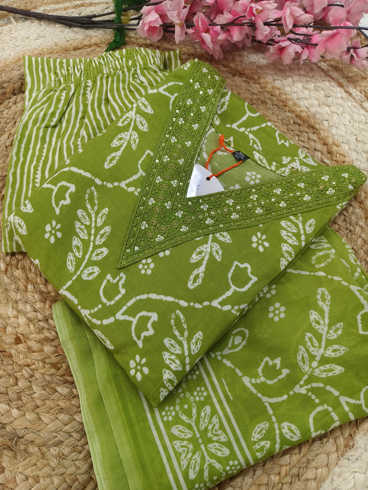 Green Cotton sets with duppatta