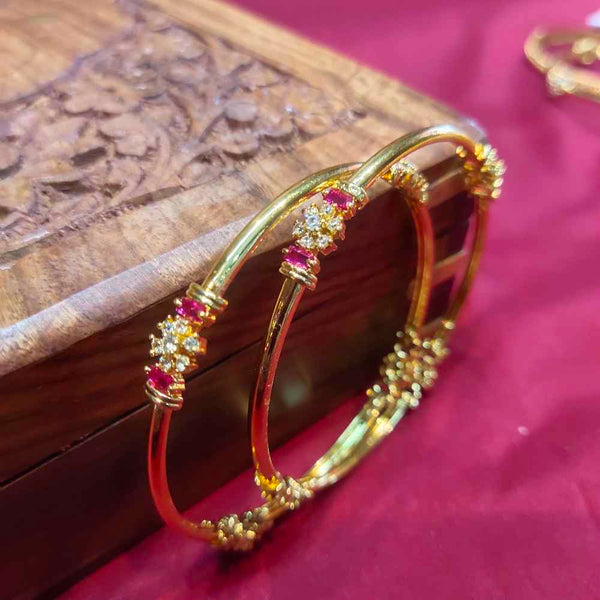 GOLD PLATED STONE BANGLE - WHITE & RED
