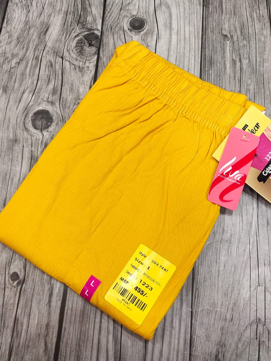 Mustard yellow lycra strechable pants