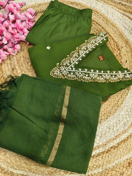 Green designer straight cut Suit