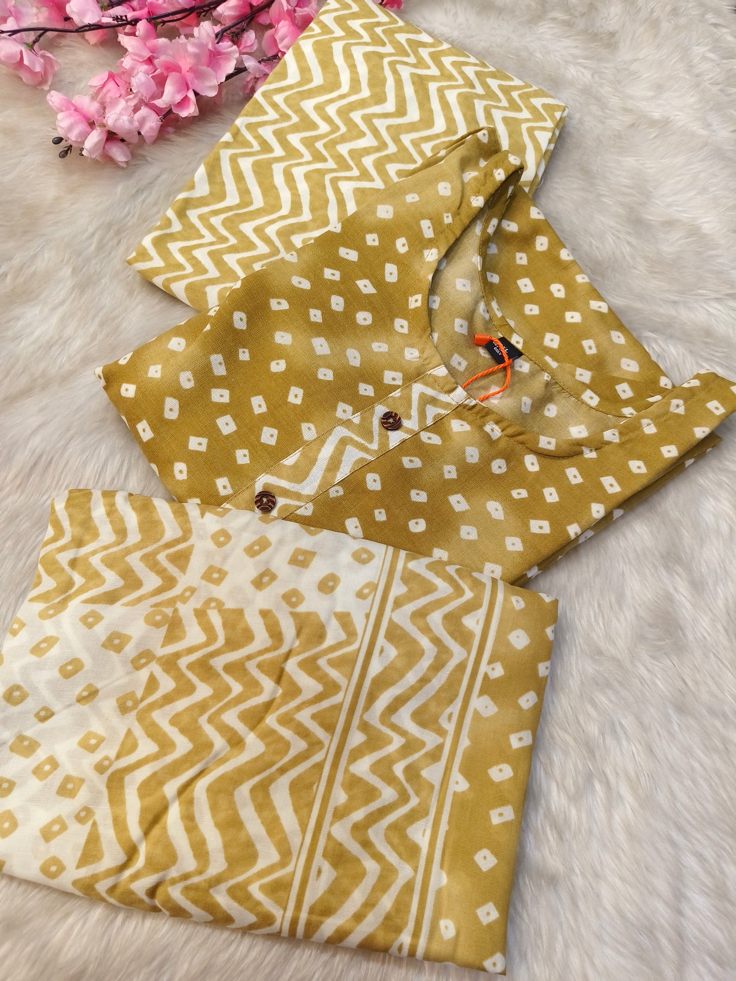 Yellow cotton sets with duppata