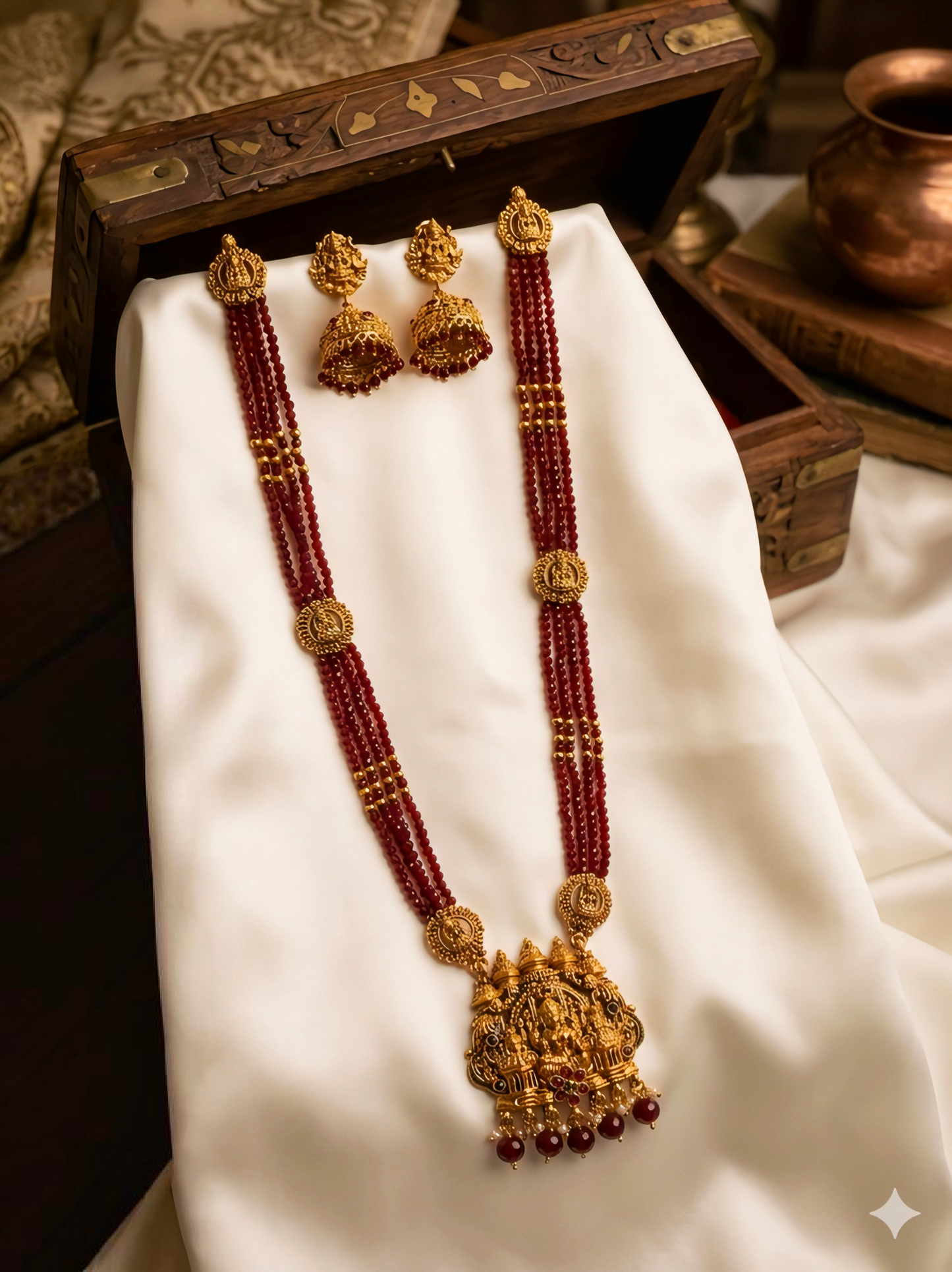 Beautiful Ruby crystal gold plated Hara
