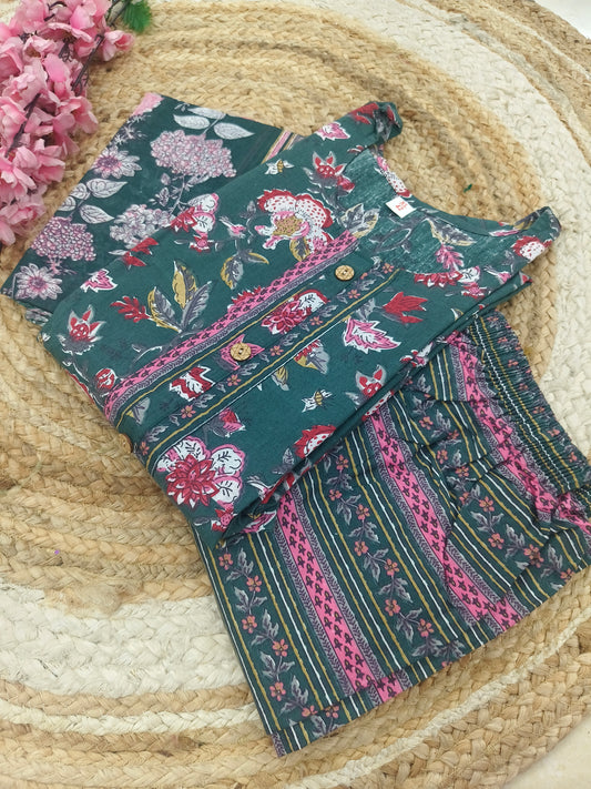 Green cotton top & bottom (M)