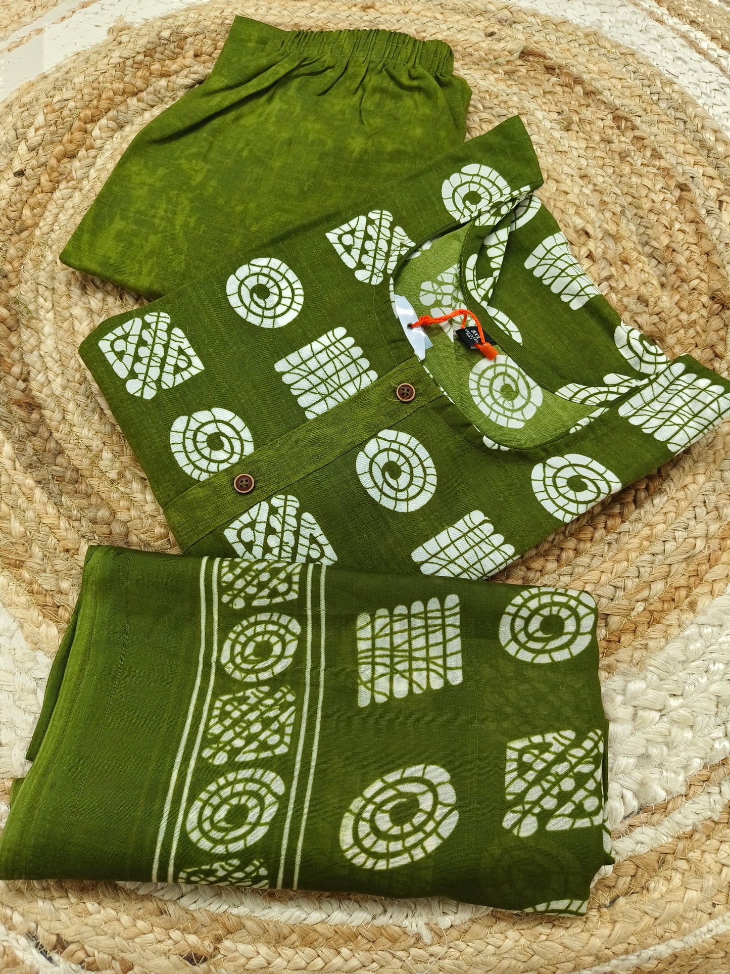 Olive Green Cotton sets with duppatta