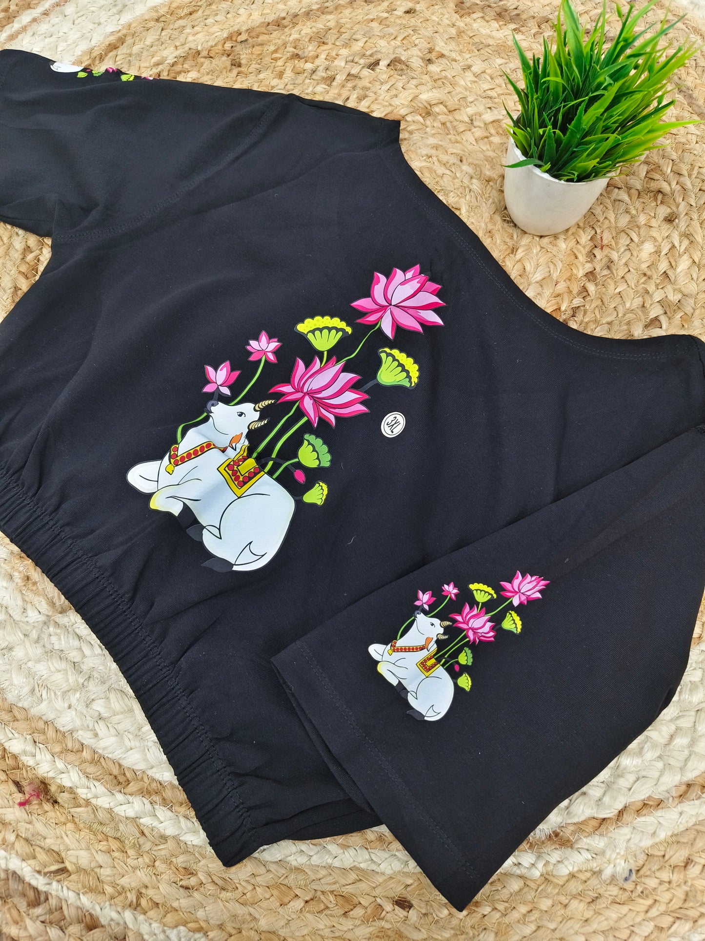 Black Stretchable blouse with unique printed design