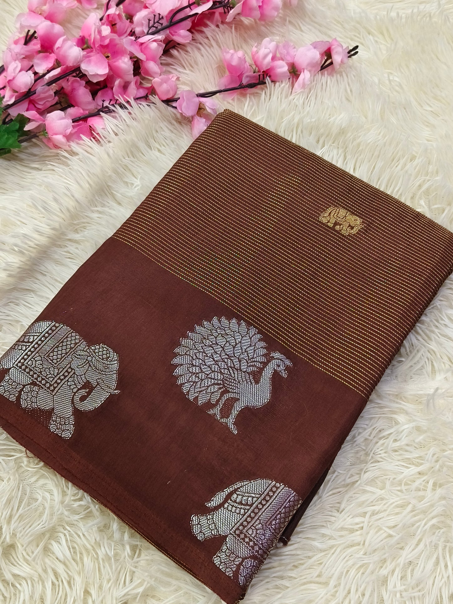Brown Tranding Munga silk saree