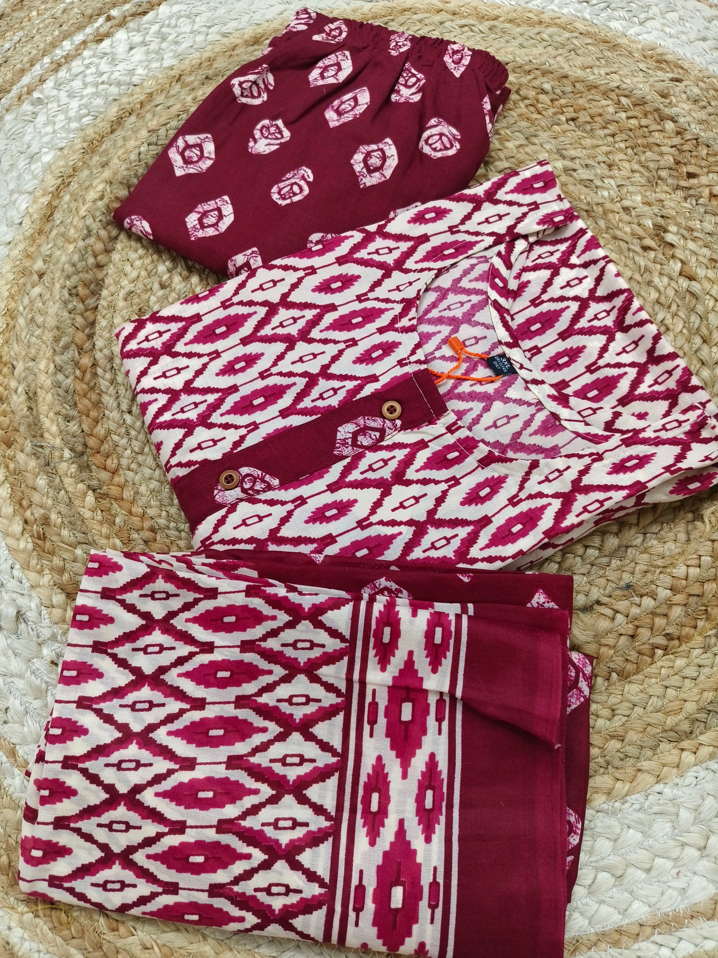 Maroon Cotton sets with duppatta