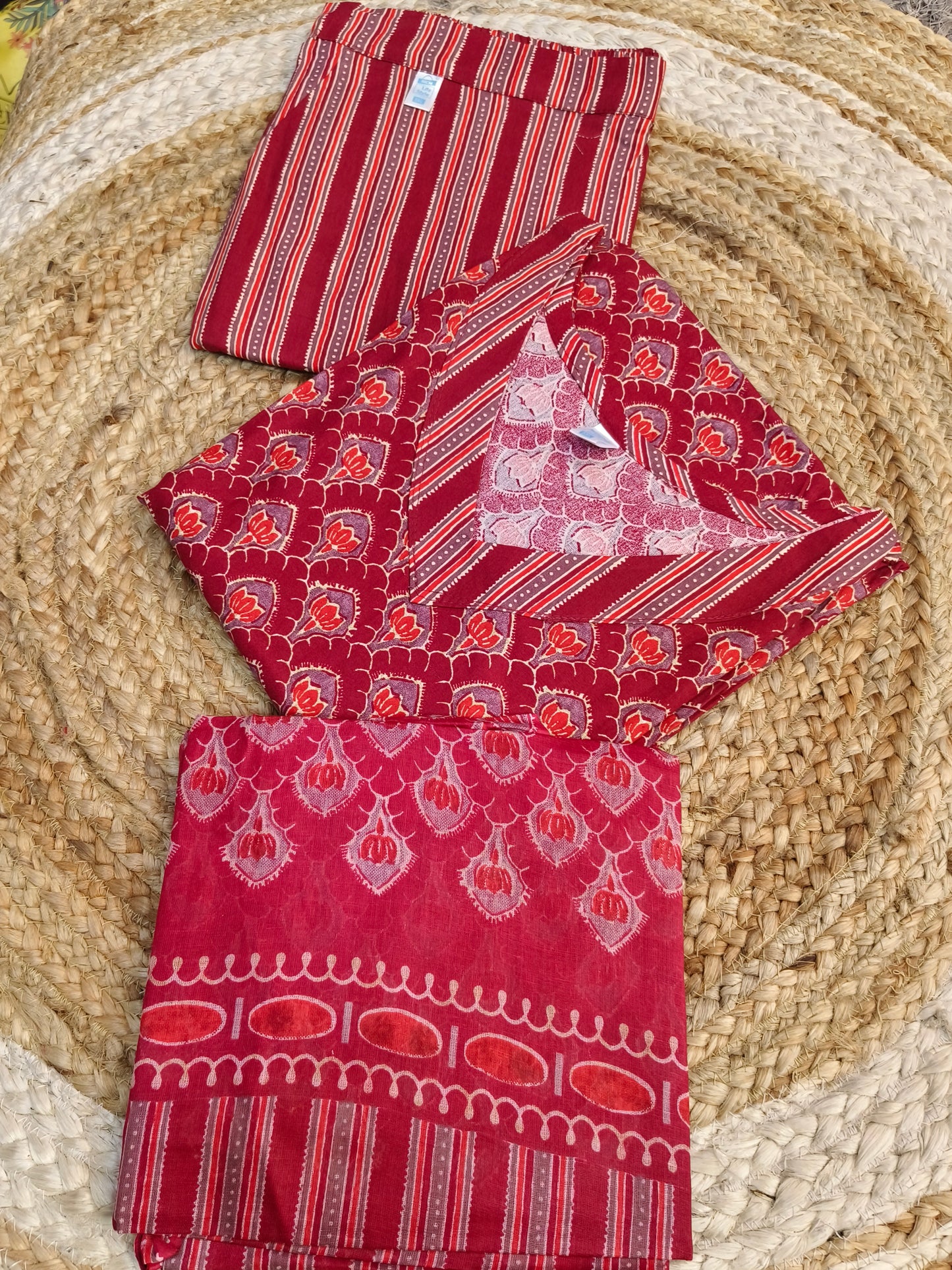 Red pure cotton suits
