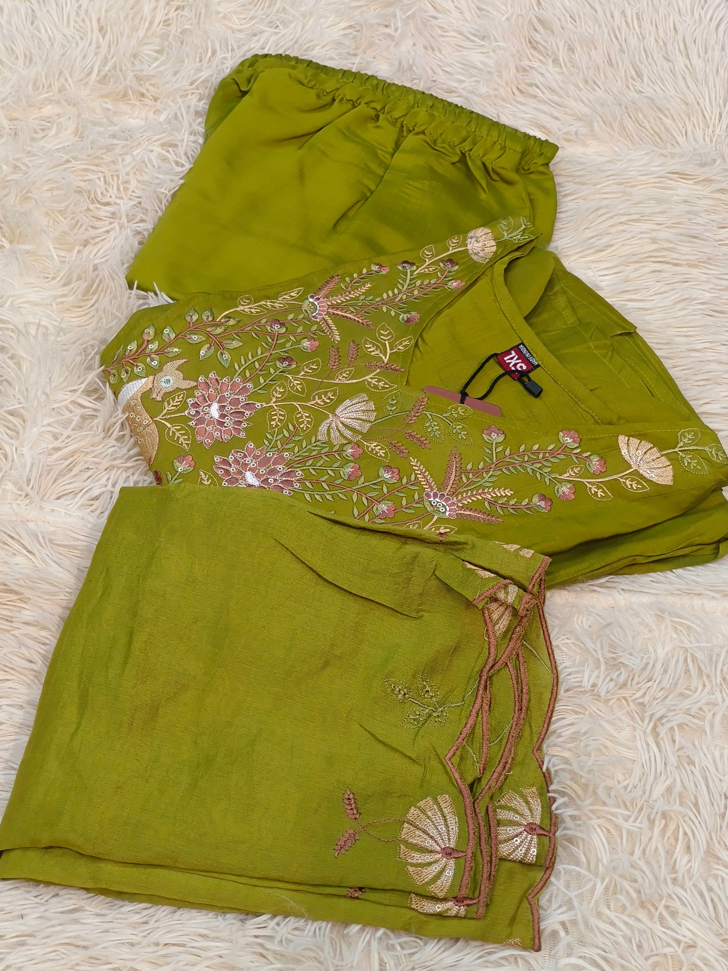 Green Eelgent designer suits