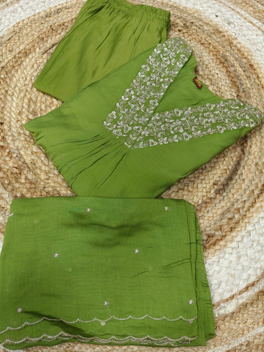 Green Eelgent designer A-line suits