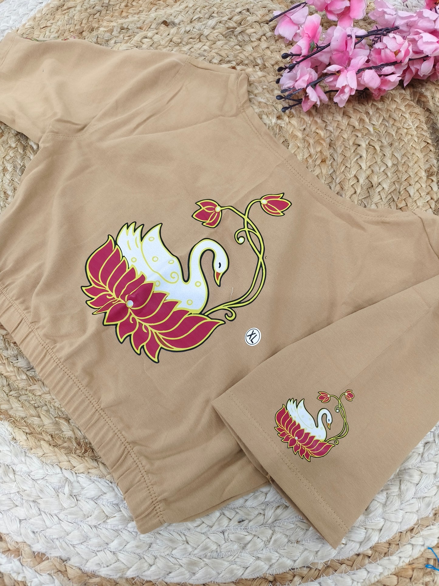 Skin Stretchable blouse with unique printed design