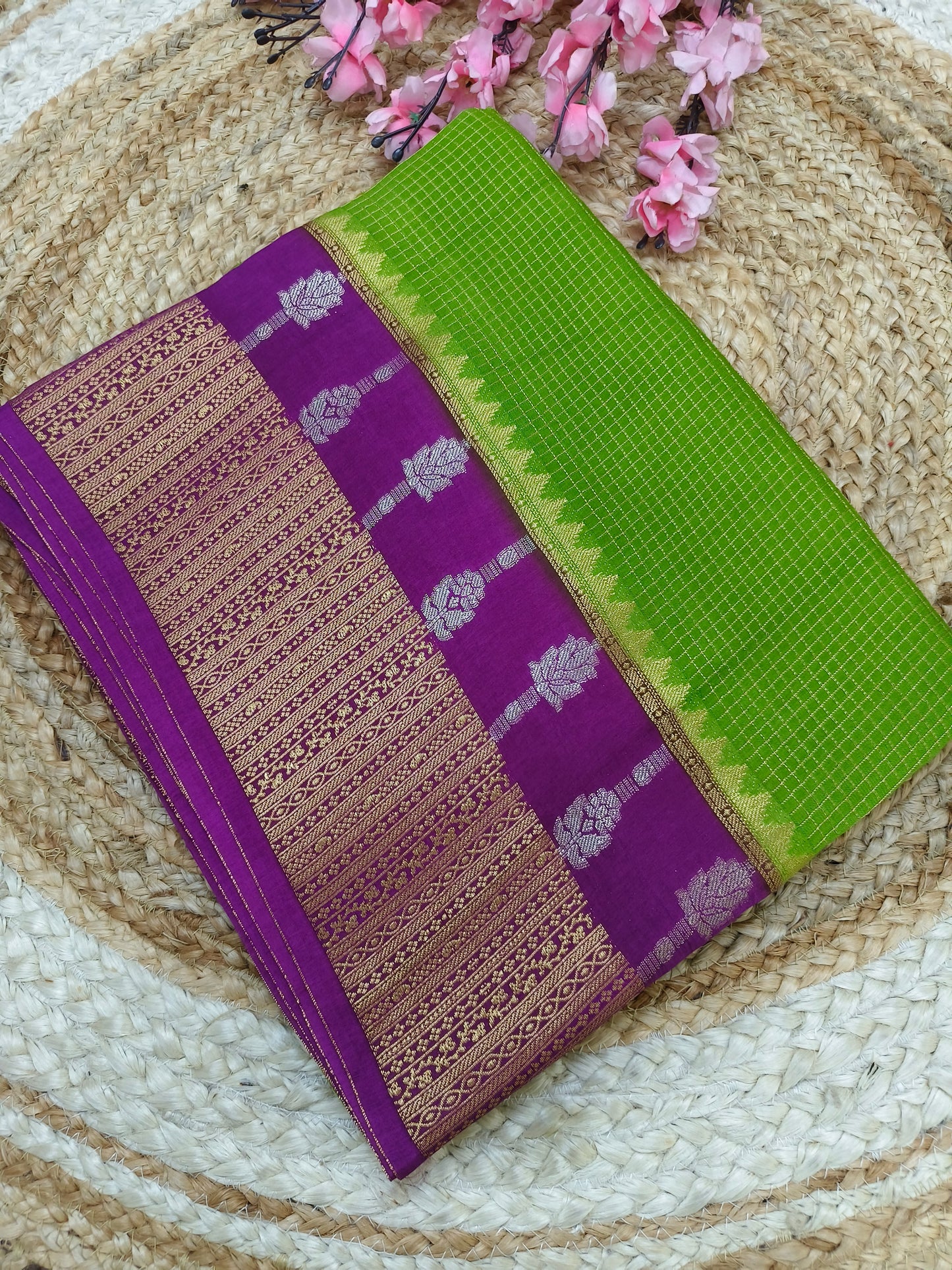 Per Green with magenta pink Elegant viscose silk saree