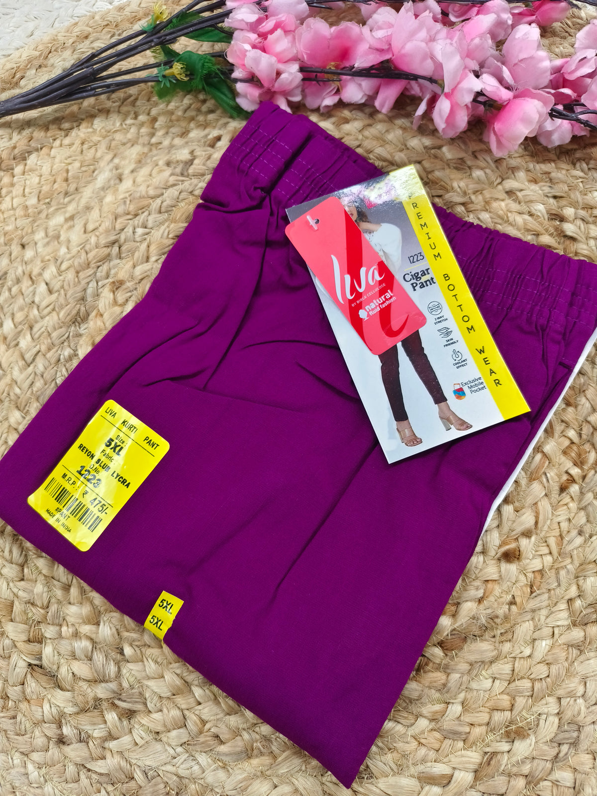Megentha Pink lycra strechable pants