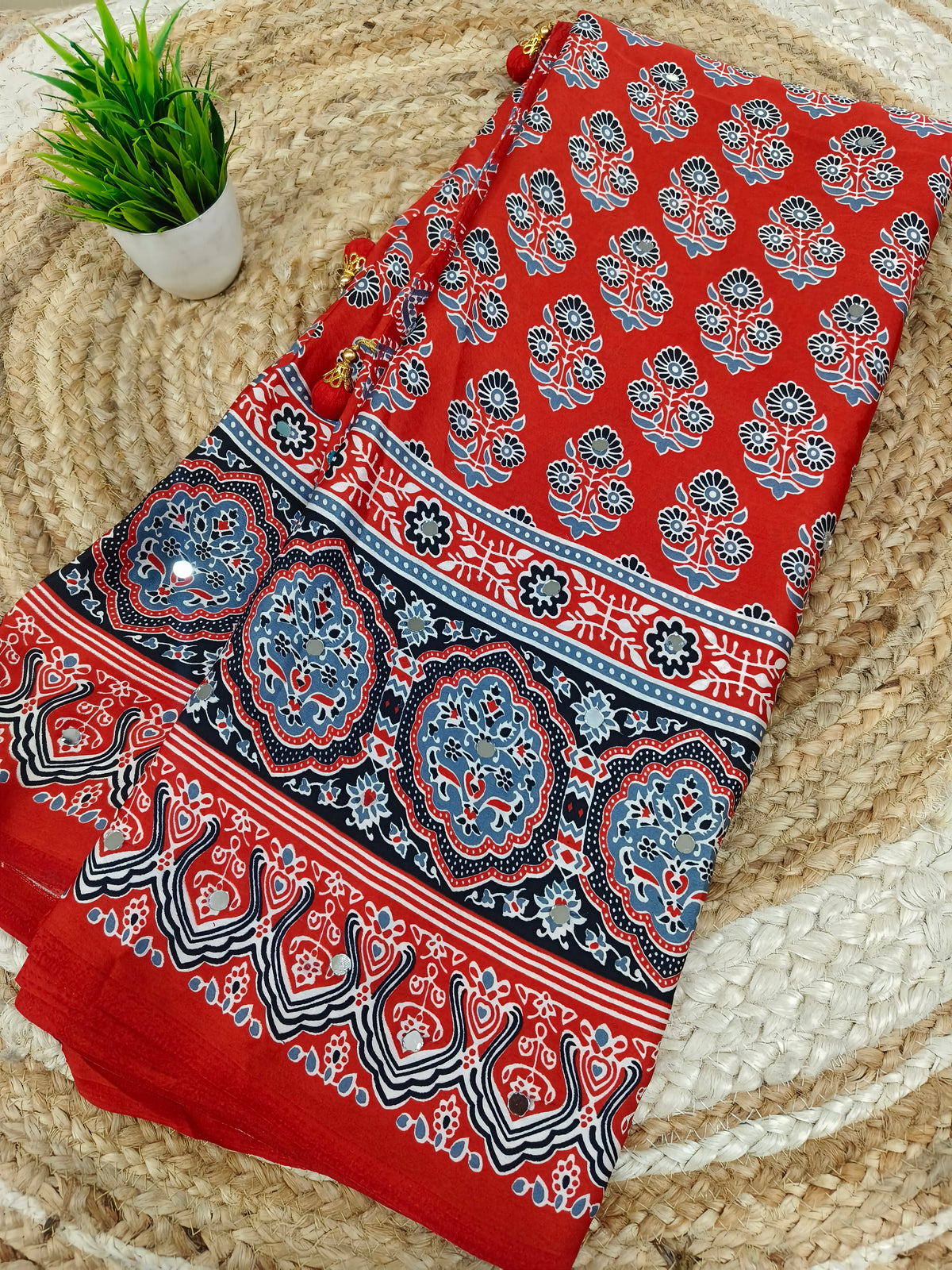 Red modal silk saree