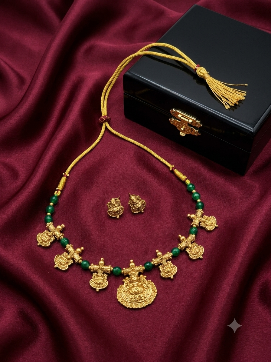 Divine Goddess Lakshmi & Green Bead Temple Necklace Set