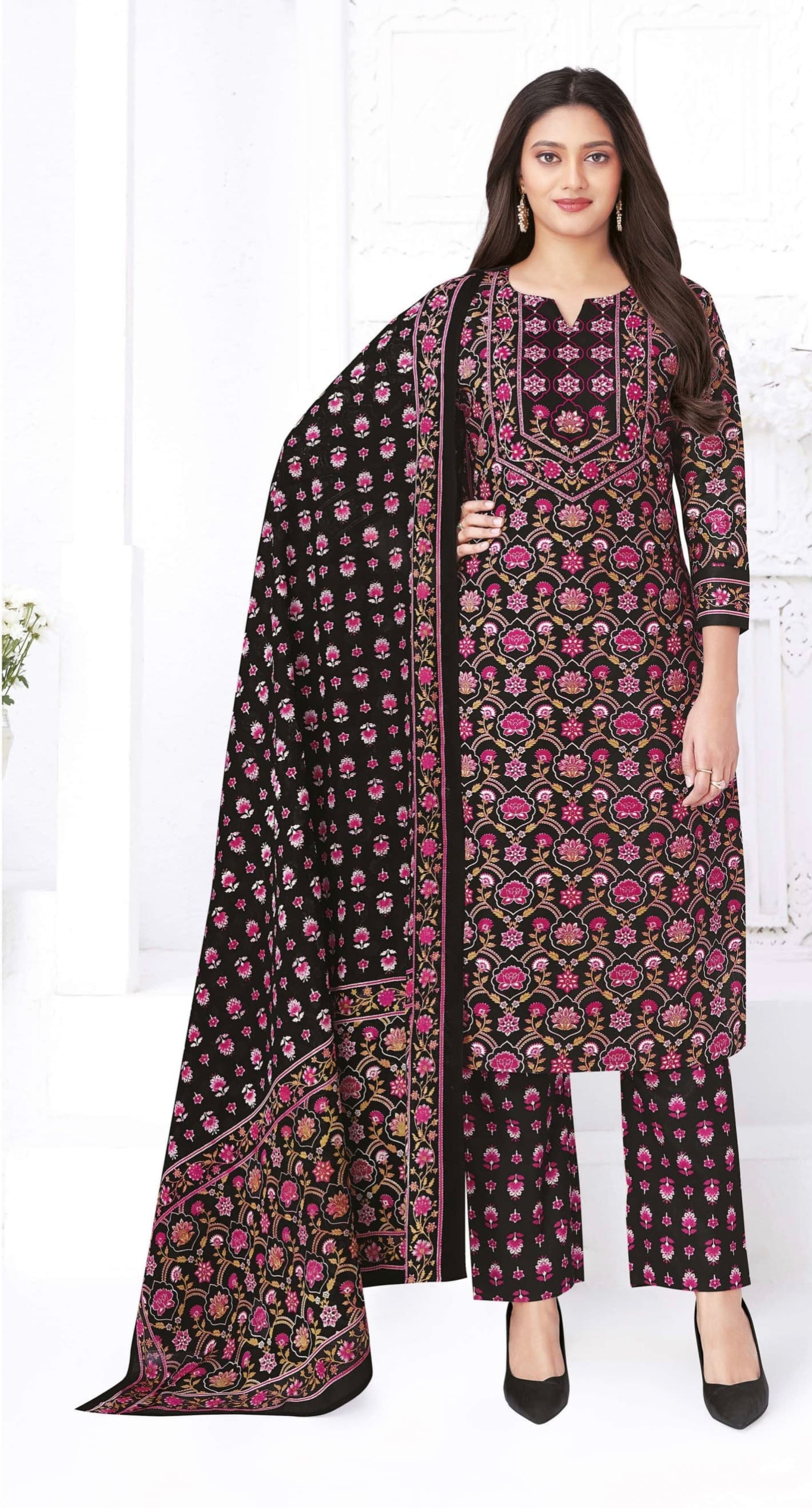Black cotton suits
