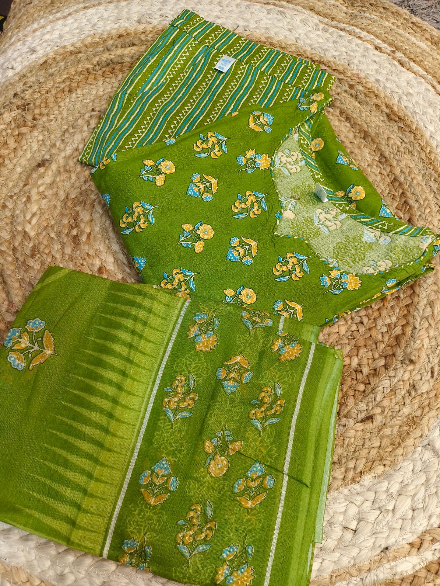 Green pure cotton suits