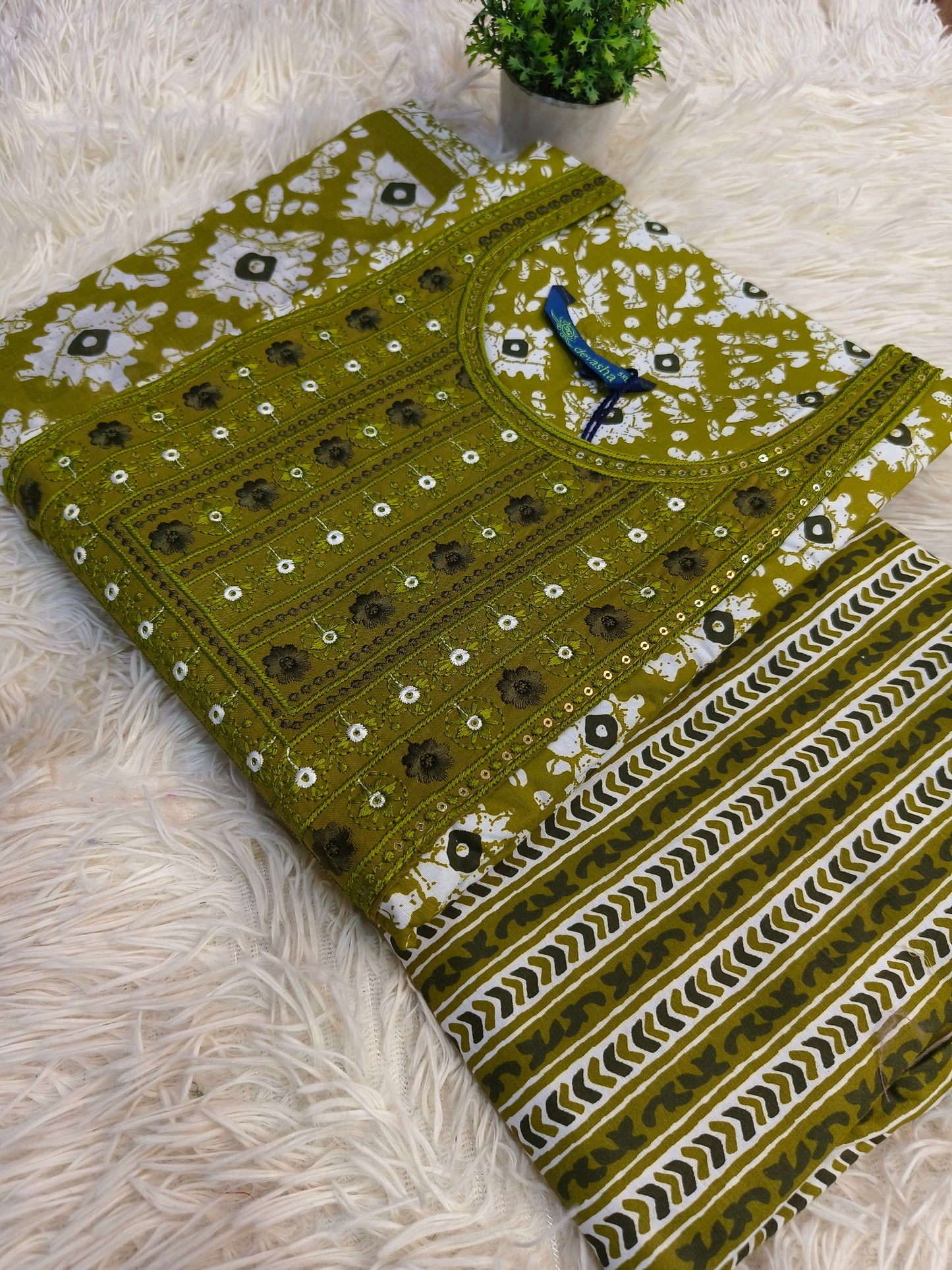 Green cotton sets with duppata