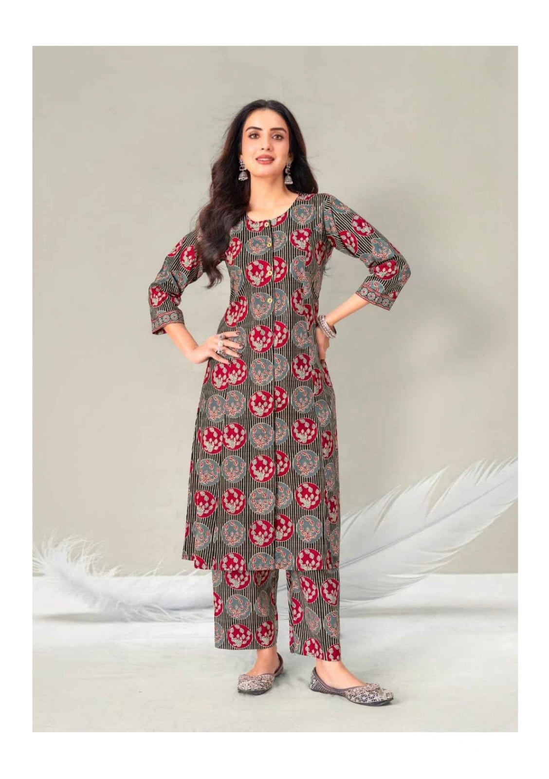 Grey Elegant Printed Cotton Kurta Set