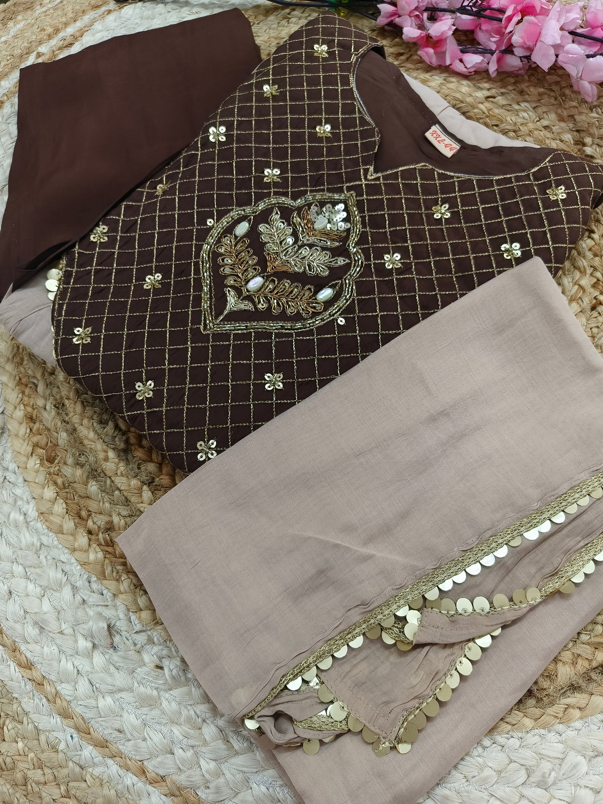 Elegant soft cream with Brown Malchanderi A - Line suits