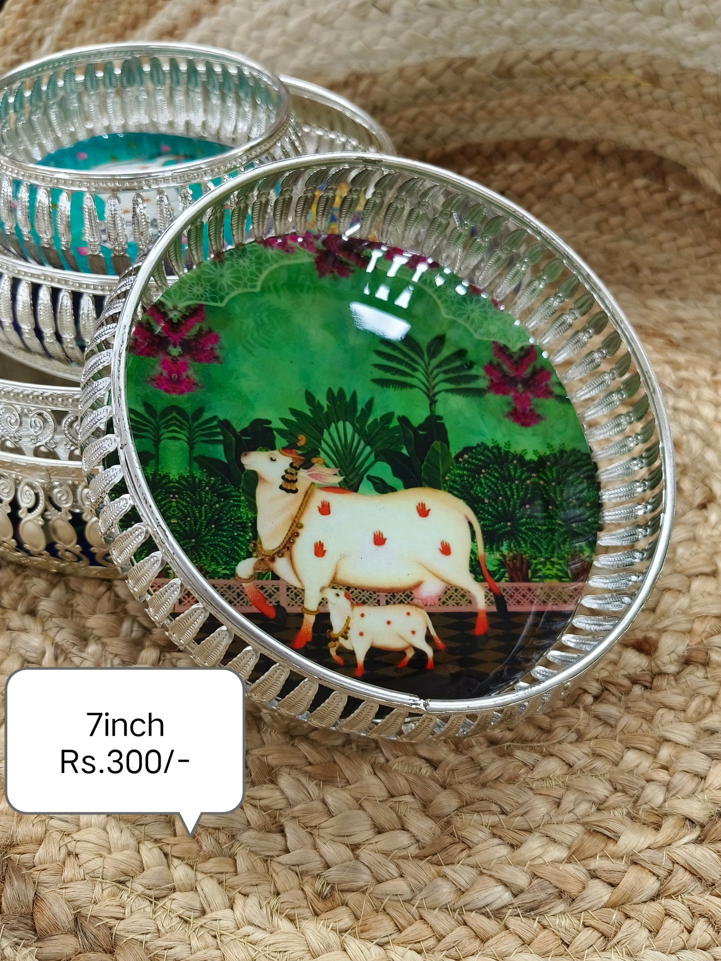 Decorative printed metal tray 7 inches