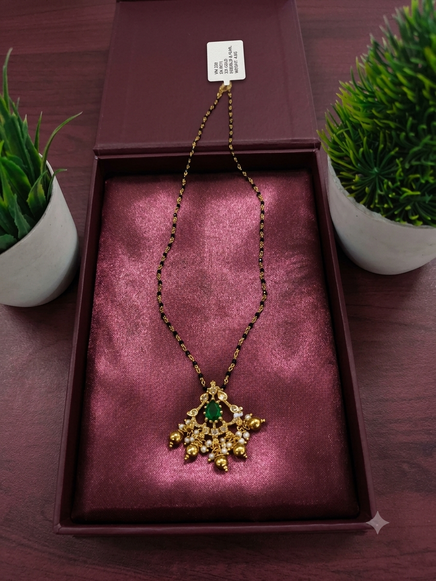 Emerald & Pearl Mangalsutra Short Chain