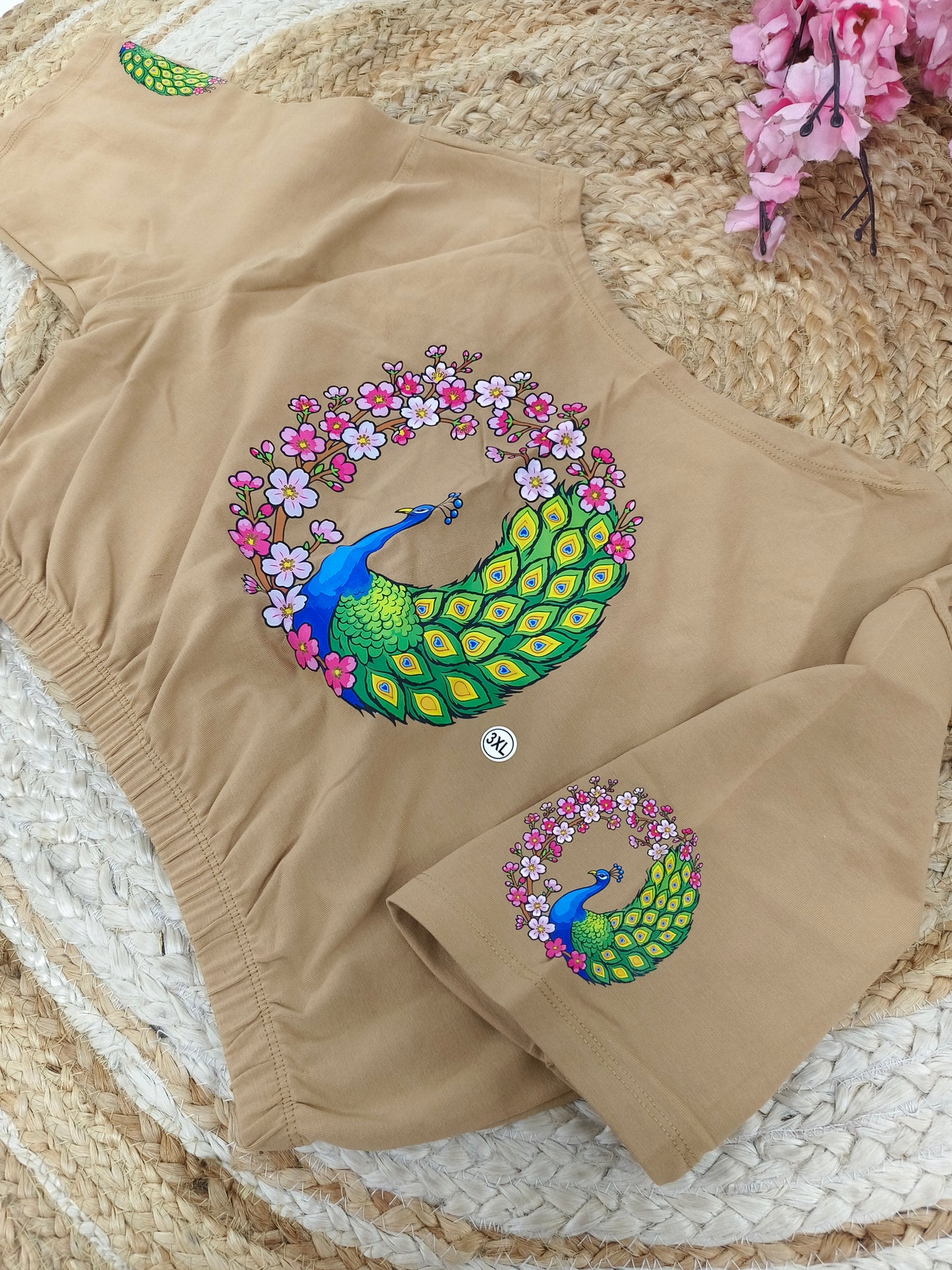 Skin Stretchable blouse with unique printed design