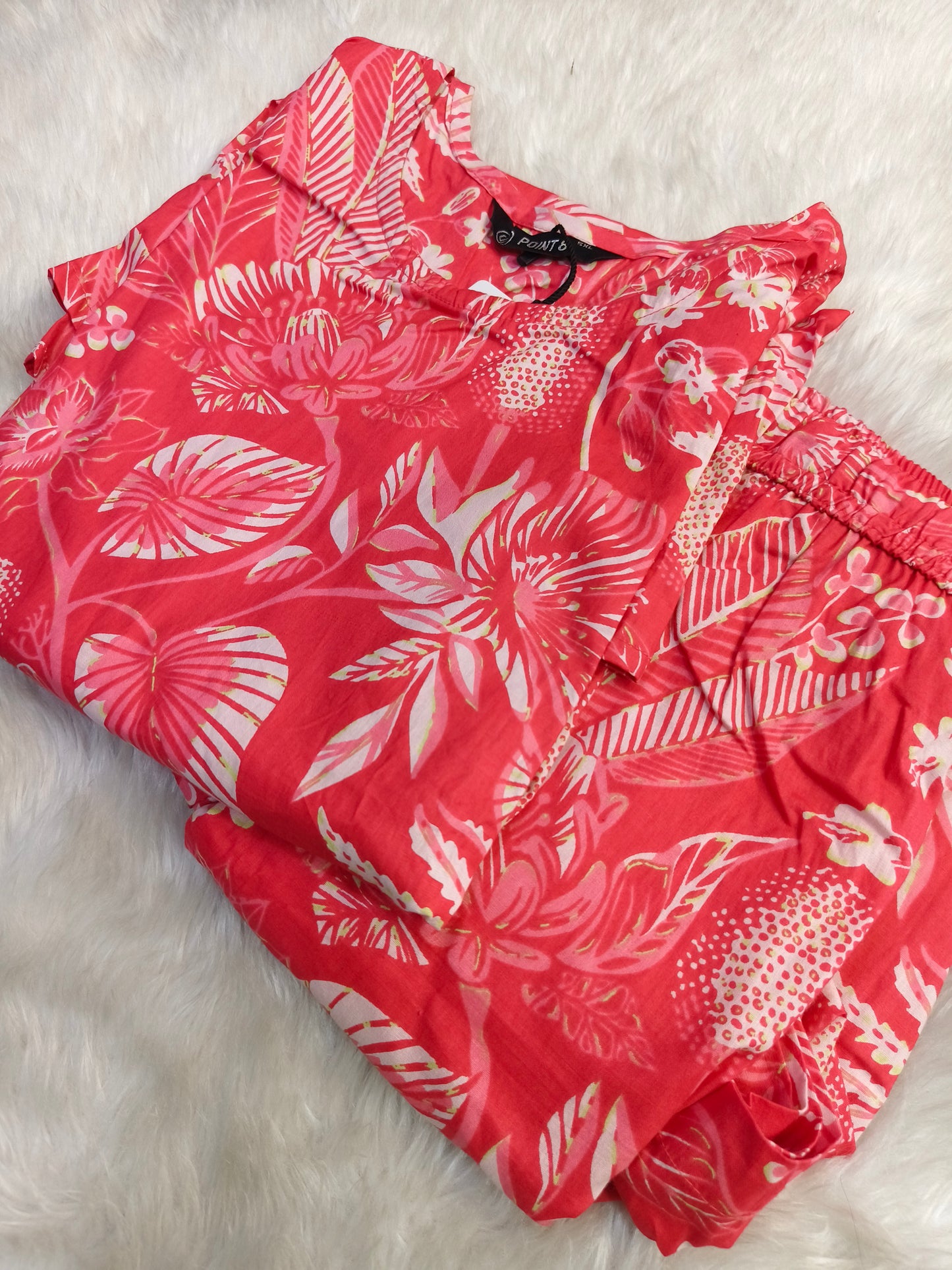 Pinkish red cord sets