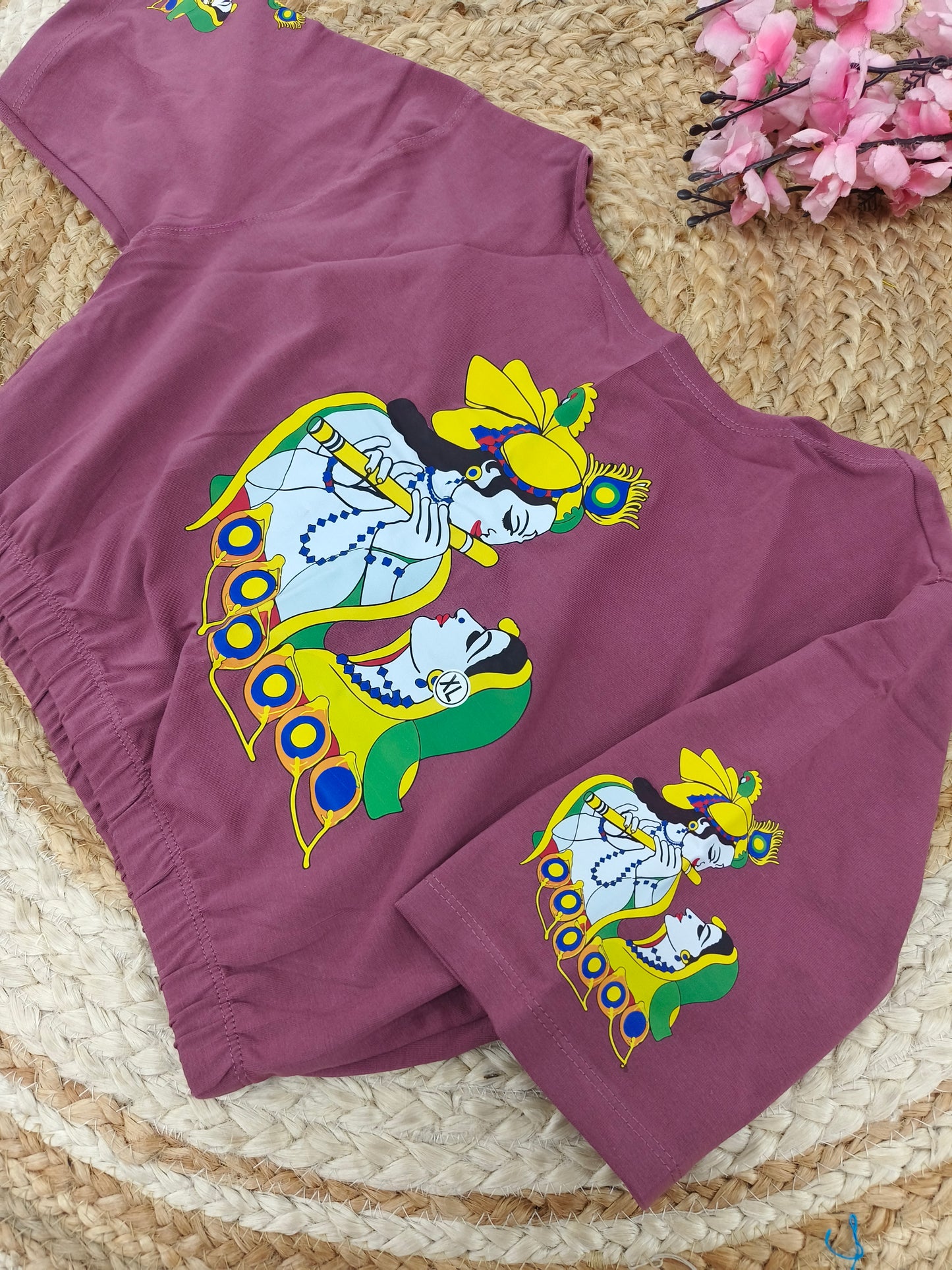 Mavue Stretchable blouse with unique printed design