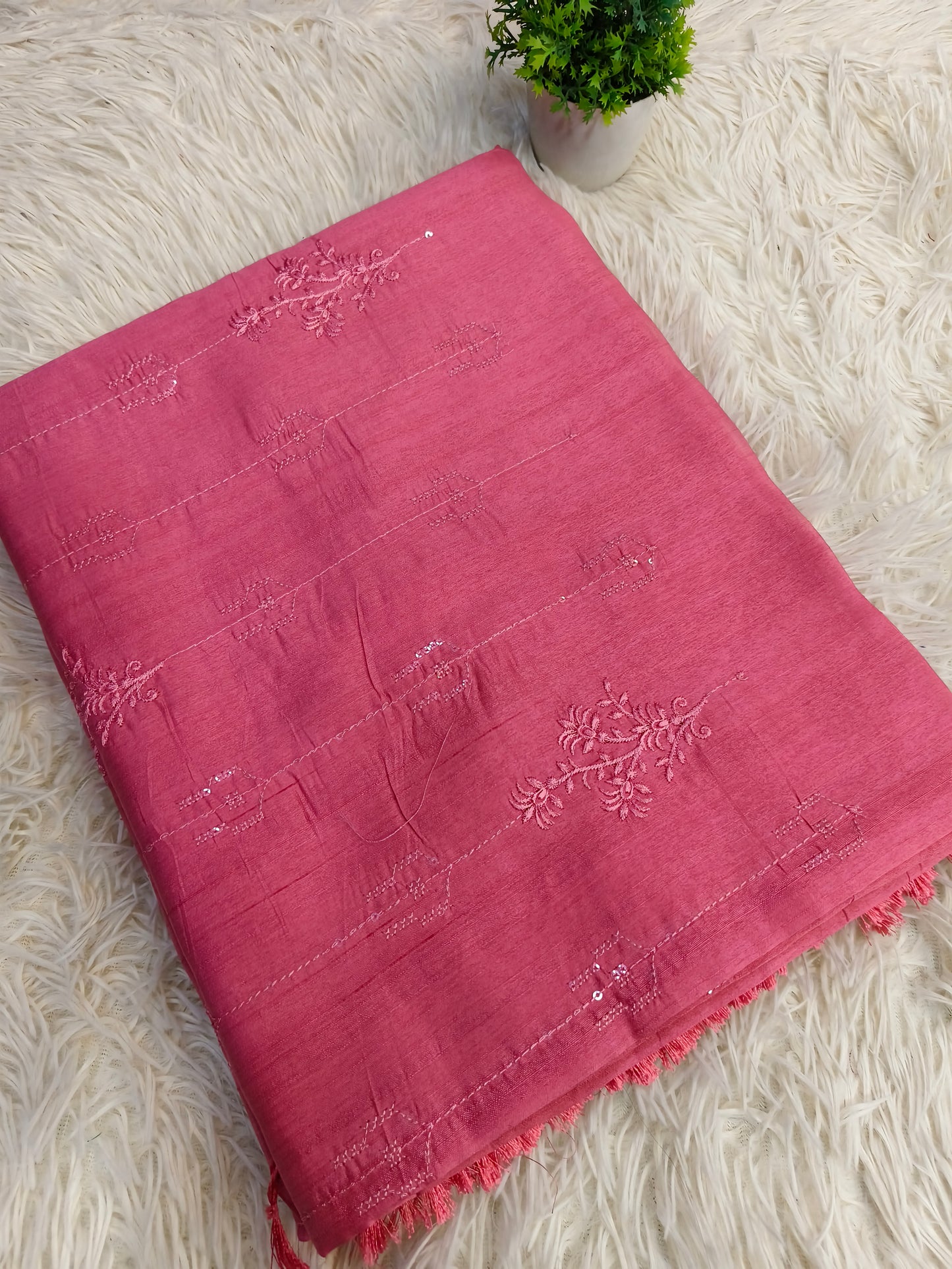 Rose pink Elegant Matka silk saree