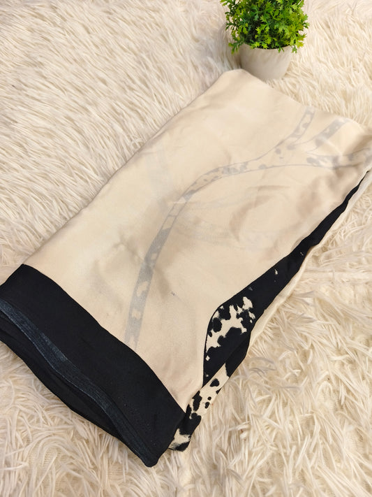 Cream with black Elegant Retro saree