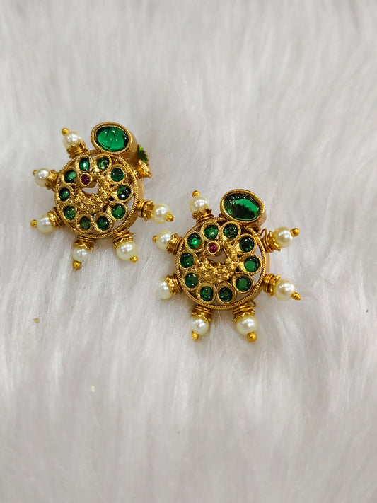 Green stone gold plated stud