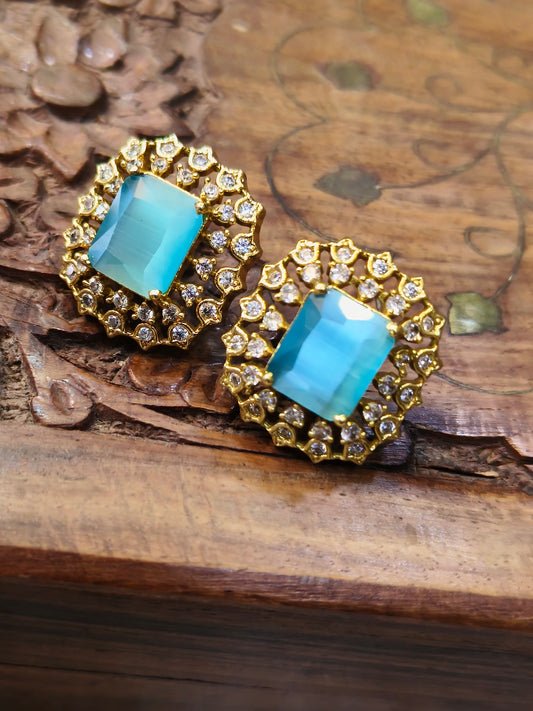 Blue stone gold plated stud