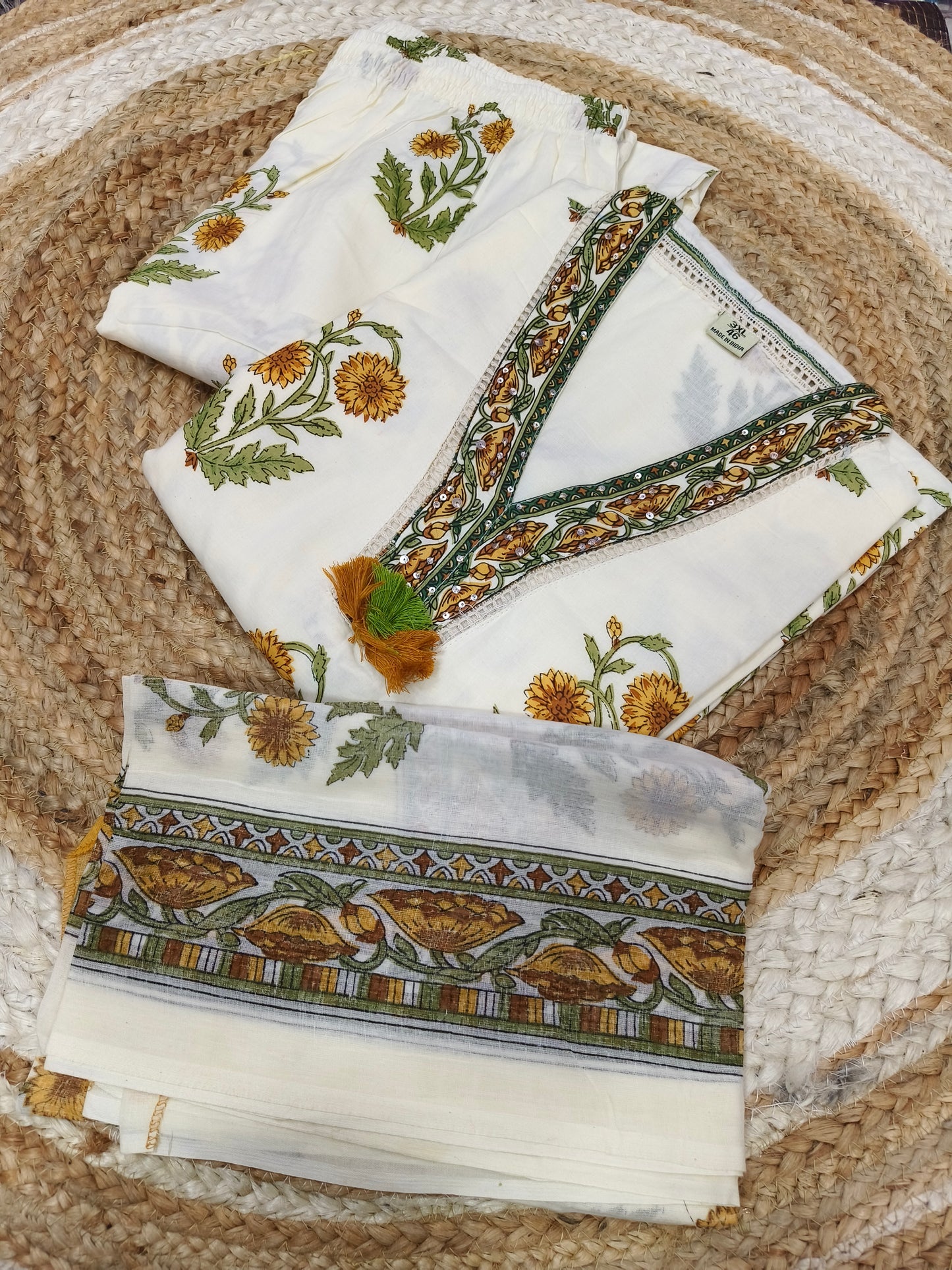 White premium cotton suit