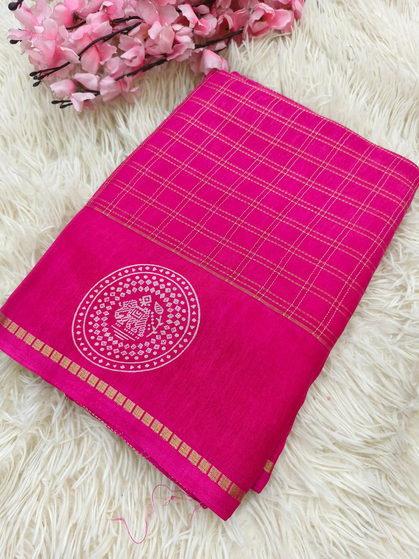 Pink saree with zari chex