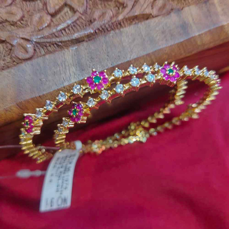 GOLD PLATED BANGLE WITH MULTISTONE
